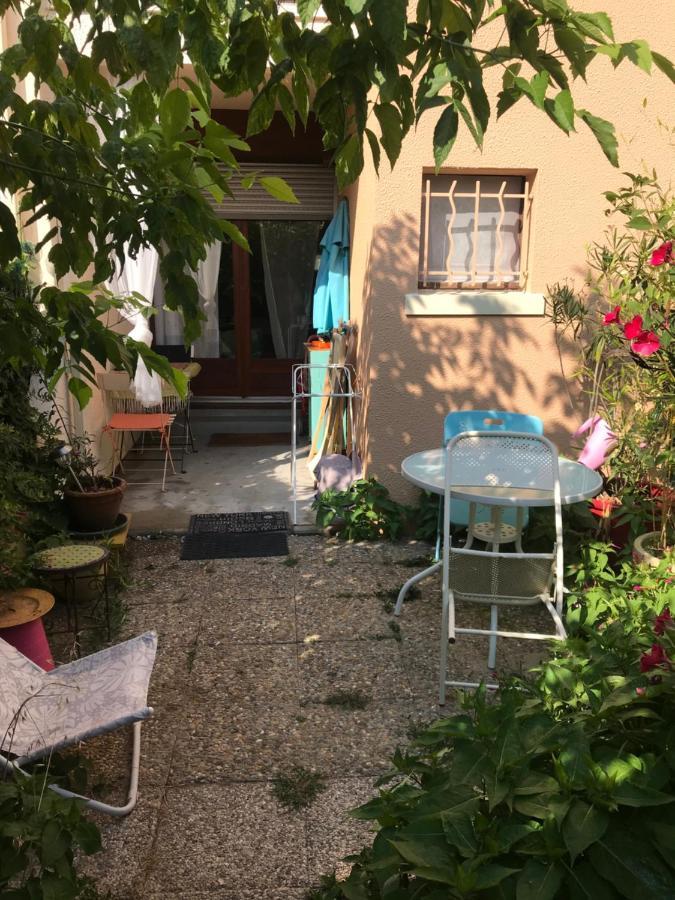 Joli Studio Avec Jardinet Avignon Extérieur photo