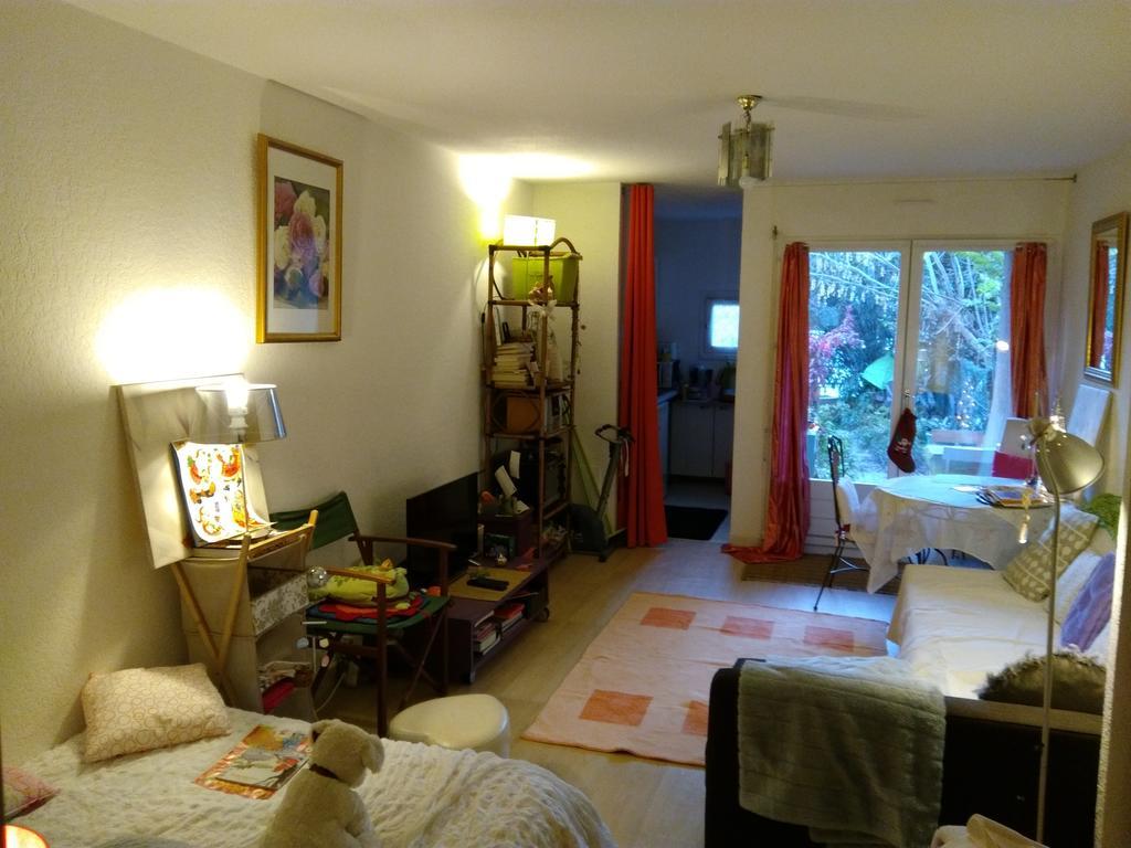 Joli Studio Avec Jardinet Avignon Extérieur photo